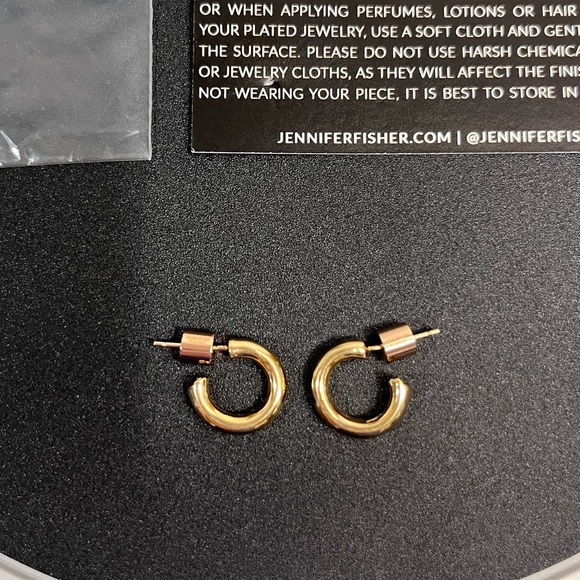 SOLD!  New  Jennifer Fischer Petite Micro Lilly Huggies-14K Rose Gold Plated - Picture 6 of 14